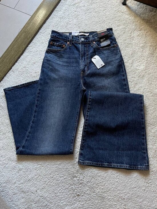 Levi's Denim - NWT Levi’s Premium Ribcage Bell High Rise Women’s Jeans Size 27/30